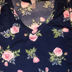 Lularoe Floral Christy T size small NEW WITH TAG